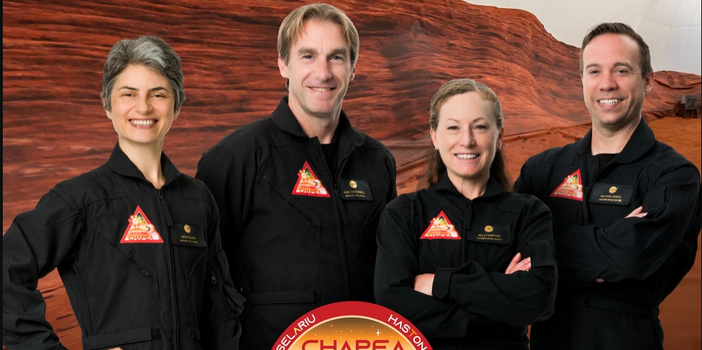 Source: DVIDS, https://www.dvidshub.net/news/448011/navy-medicine-microbiologist-joins-nasa-efforts-prepare-mars-surface-missions
